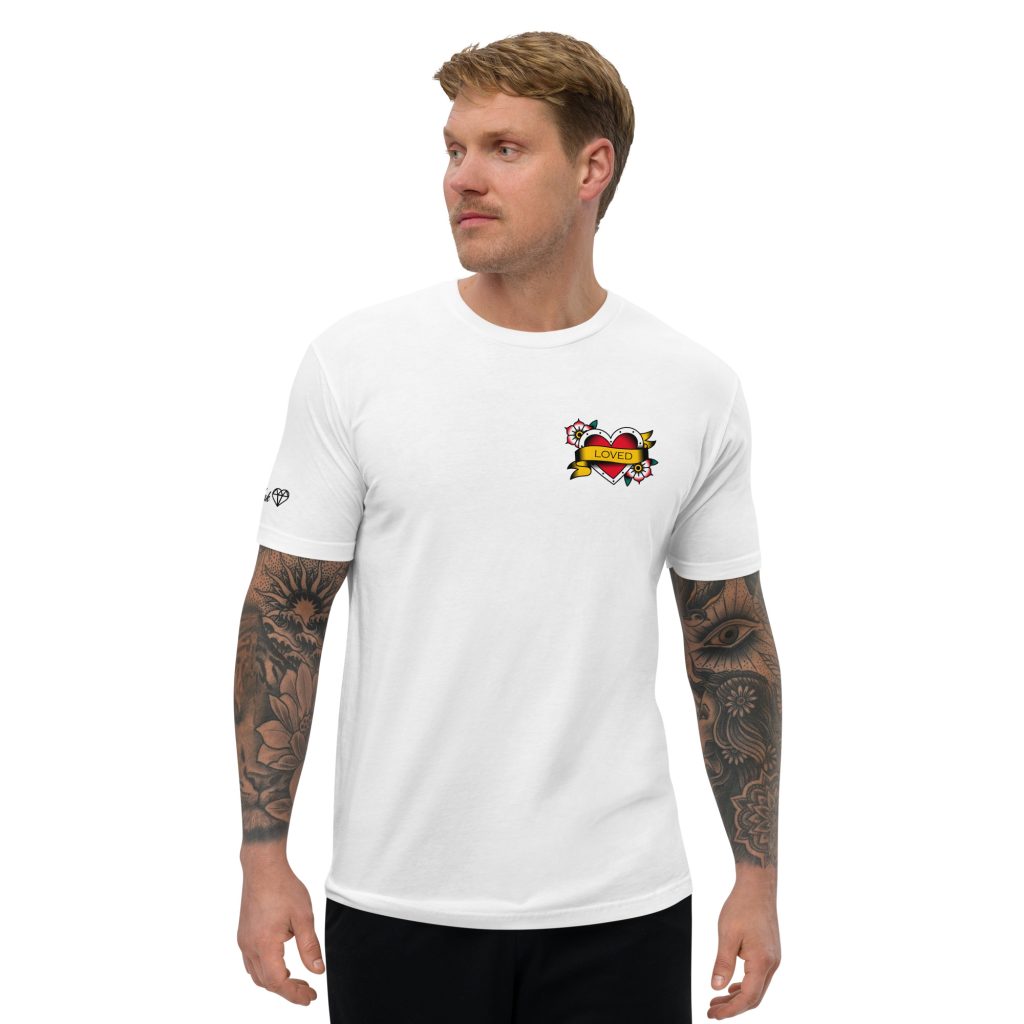 Camiseta de manga corta ajustada Loved